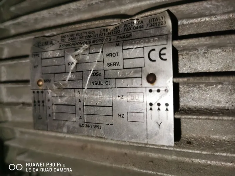 COMPRESOR MPC 250l. TRIFASICO.. COMO NUEVO..