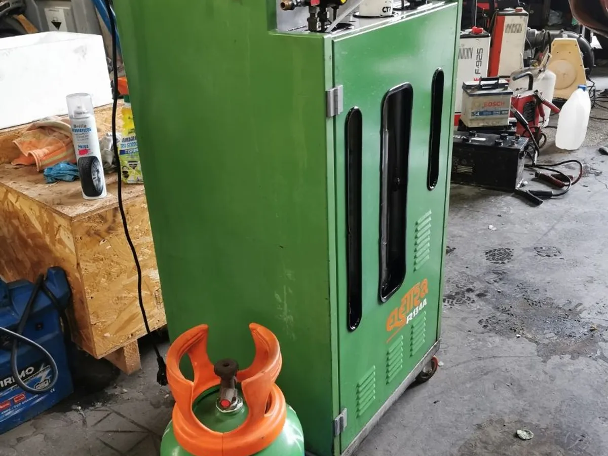 MAQUINA AIRE/ACOND. ELECTRA CTR Group R134A.