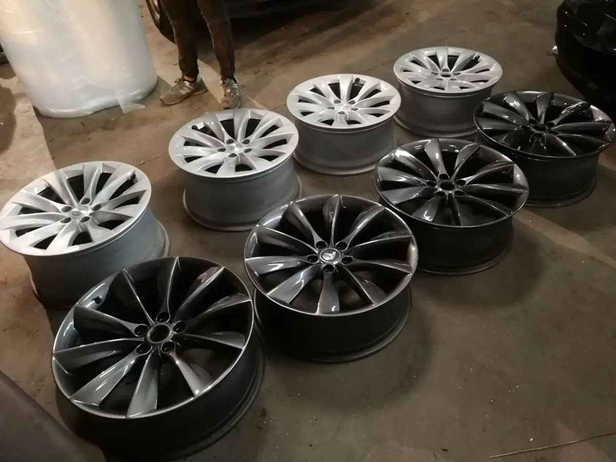 LLANTAS ORIGINALES TESLA 21"TURBINE DOBLE MEDIDA