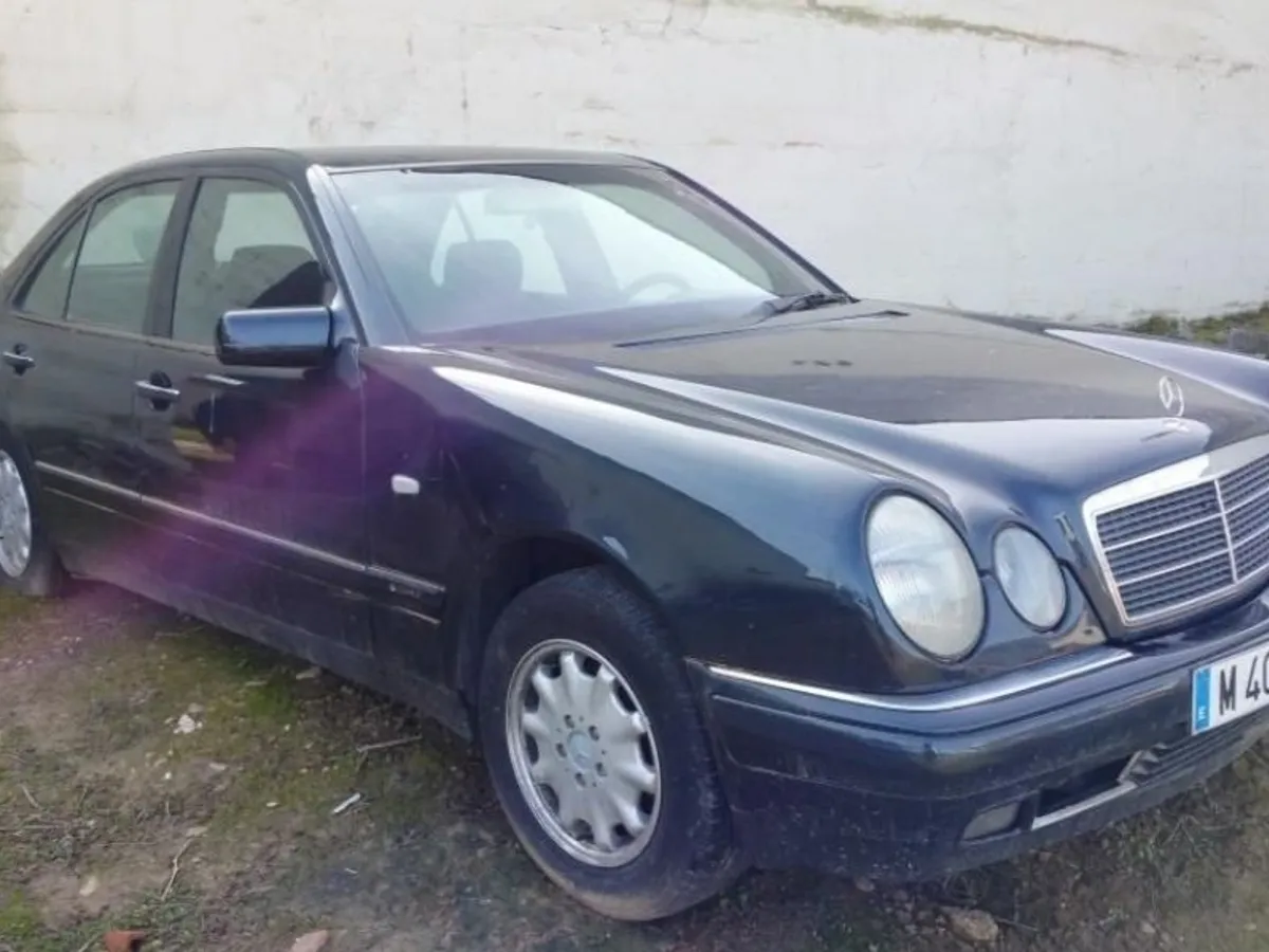 DESPIECE COMPLETO MERCEDES BENZw210 E230 4cil.16va
