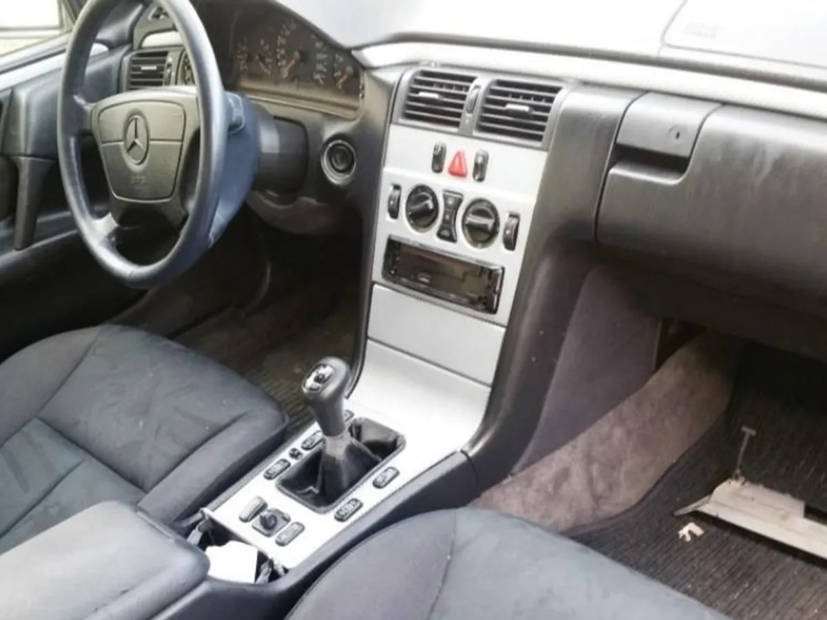 DESPIECE COMPLETO MERCEDES BENZw210 E230 4cil.16va