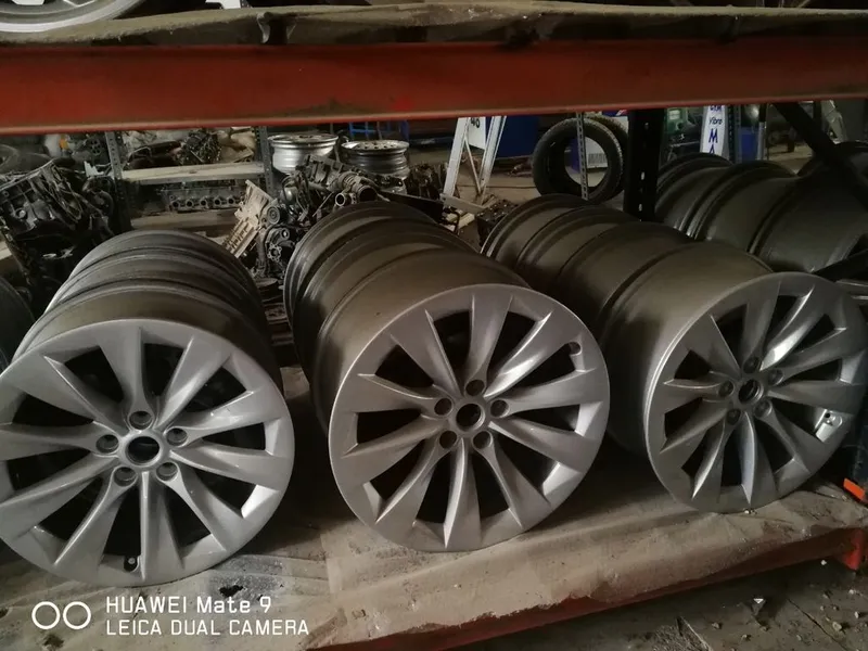 LLANTAS DE ALUMINIO TESLA Mod. TURBINE ORIGINALES