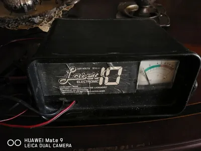 CARGADOR BATERIAS 12v. LASER 10 ELECTRONIC