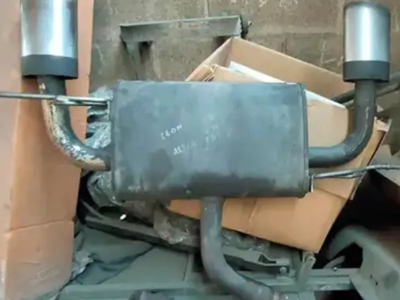 ESCAPE FINAL REMUS CROMADO DOBLE SEAT SPORT LEON.