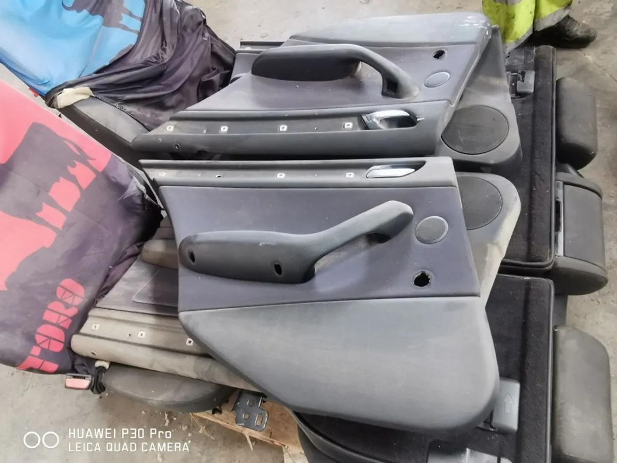 DESPIECE COMPLETO BMW Serie 3(E46) Berlina 330Cd 3