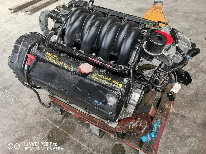 MOTOR JAGUAR 4.0 v8 32Val. Tipo (QDV) 284cv.