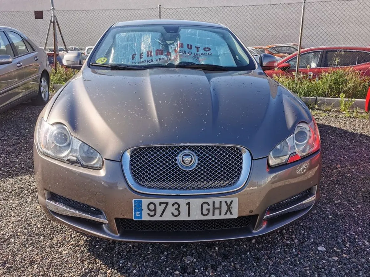 JAGUAR (X250) XF 2.7TD Exclusive Premium