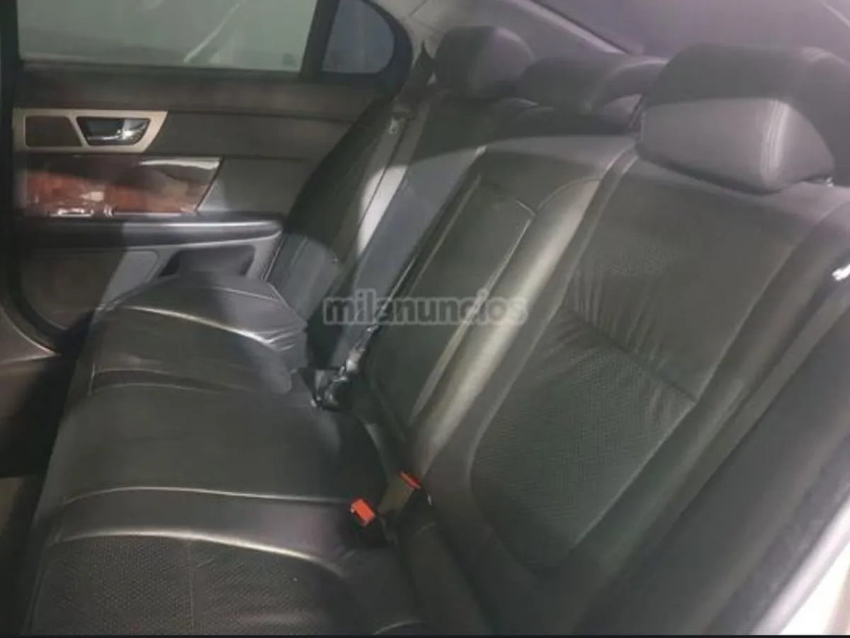 JAGUAR (X250) XF 2.7TD Exclusive Premium