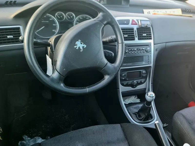 PEUGEOT 307 SW 1.6i 7plazas ETIQUETA B