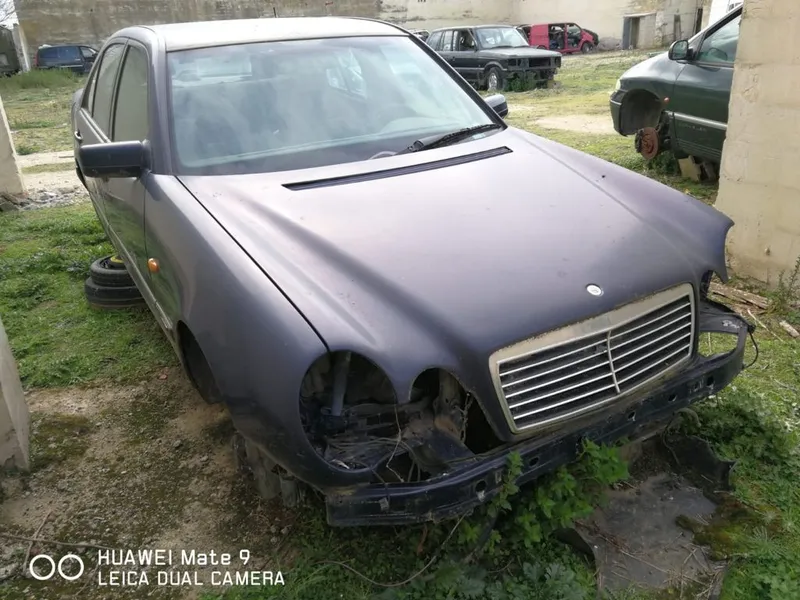 DESPIECE COMPLETO MERCEDES BENZ w210 E300 DIESEL