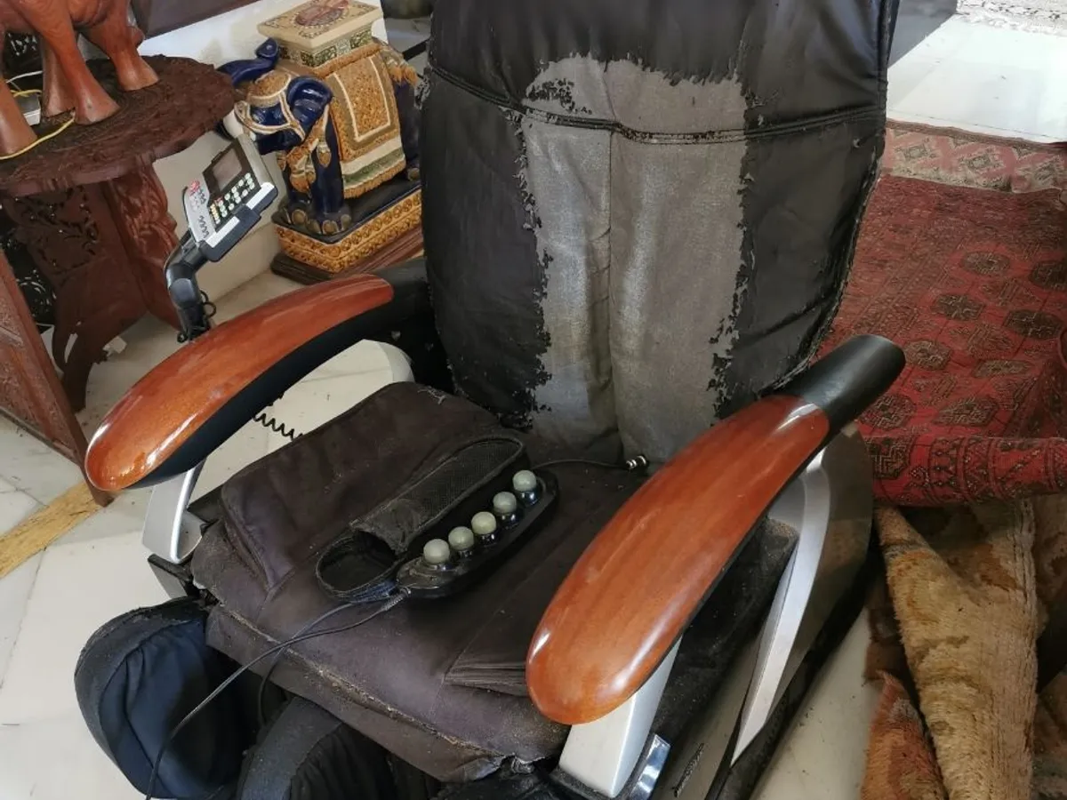 SILLON DE MASAJE SELOUX ROYALE CON PIEDRAS JADE