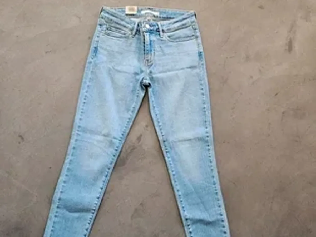 Levis 711 Skinny