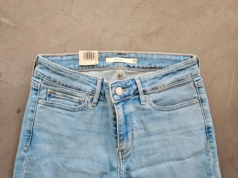 Levis 711 Skinny